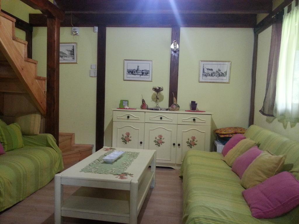 Holiday Homes Biser Lopatnice Lopatnica Екстер'єр фото