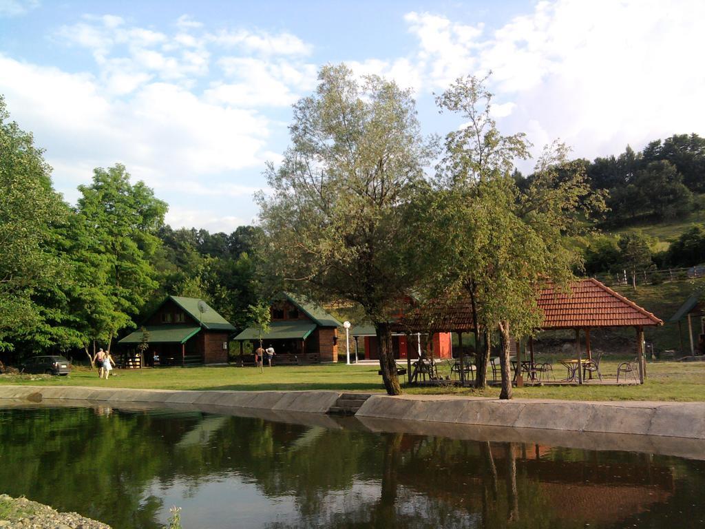Holiday Homes Biser Lopatnice Lopatnica Екстер'єр фото