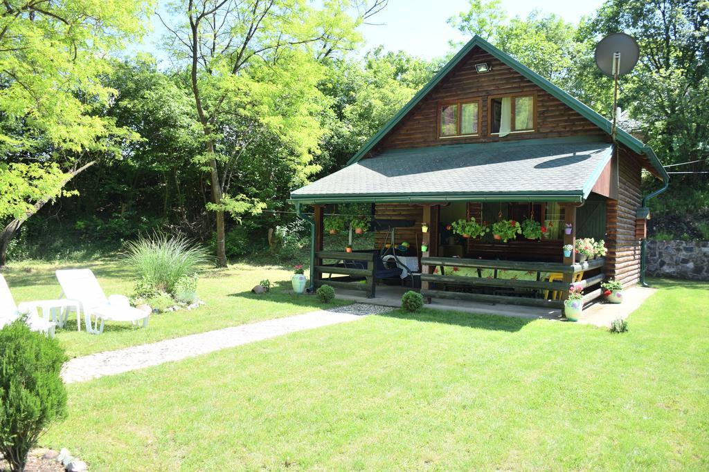 Holiday Homes Biser Lopatnice Lopatnica Екстер'єр фото