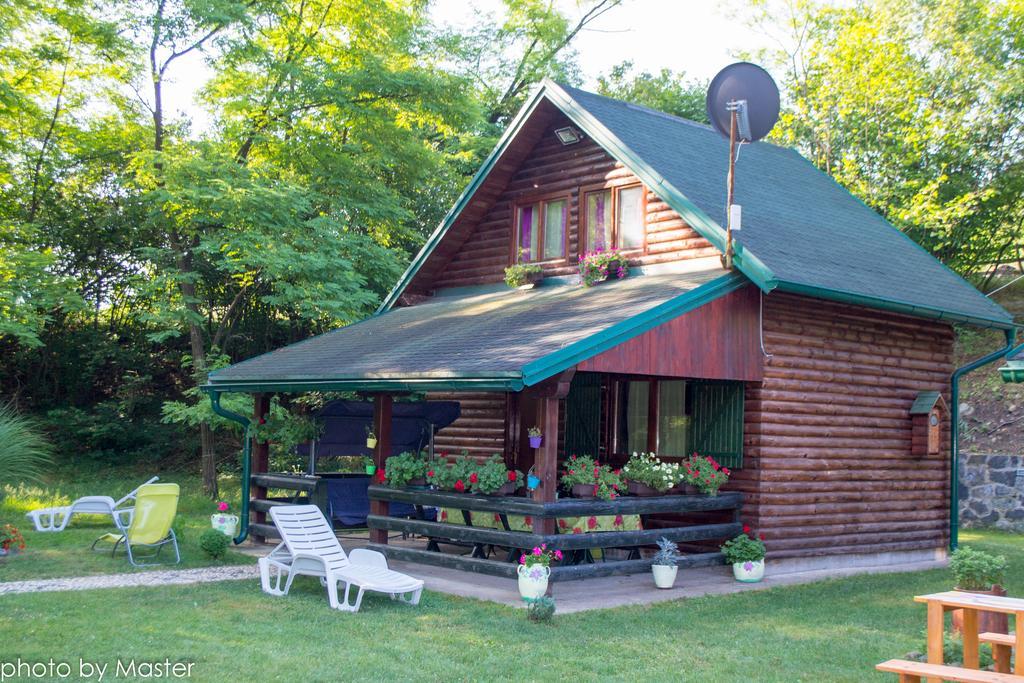 Holiday Homes Biser Lopatnice Lopatnica Екстер'єр фото